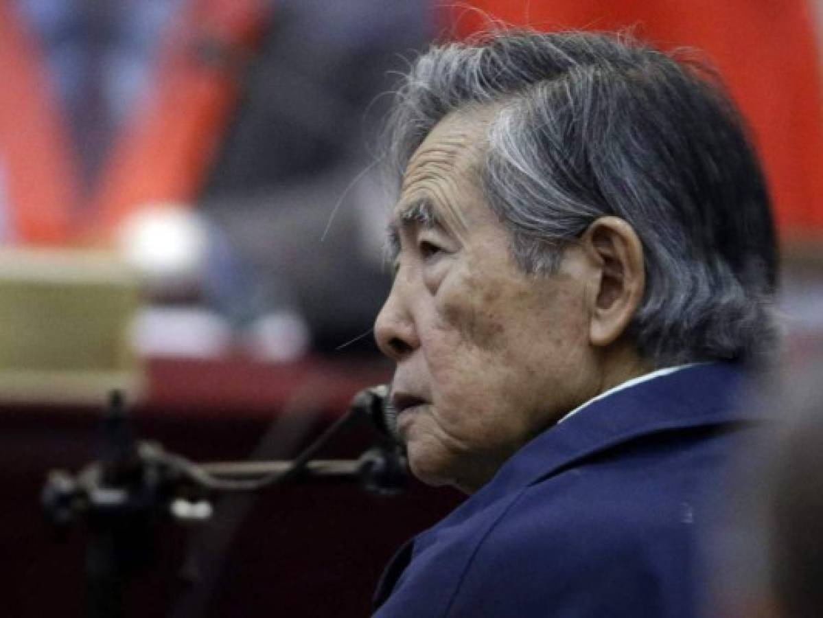 Perú aprueba ley para librar a Alberto Fujimori de prisión