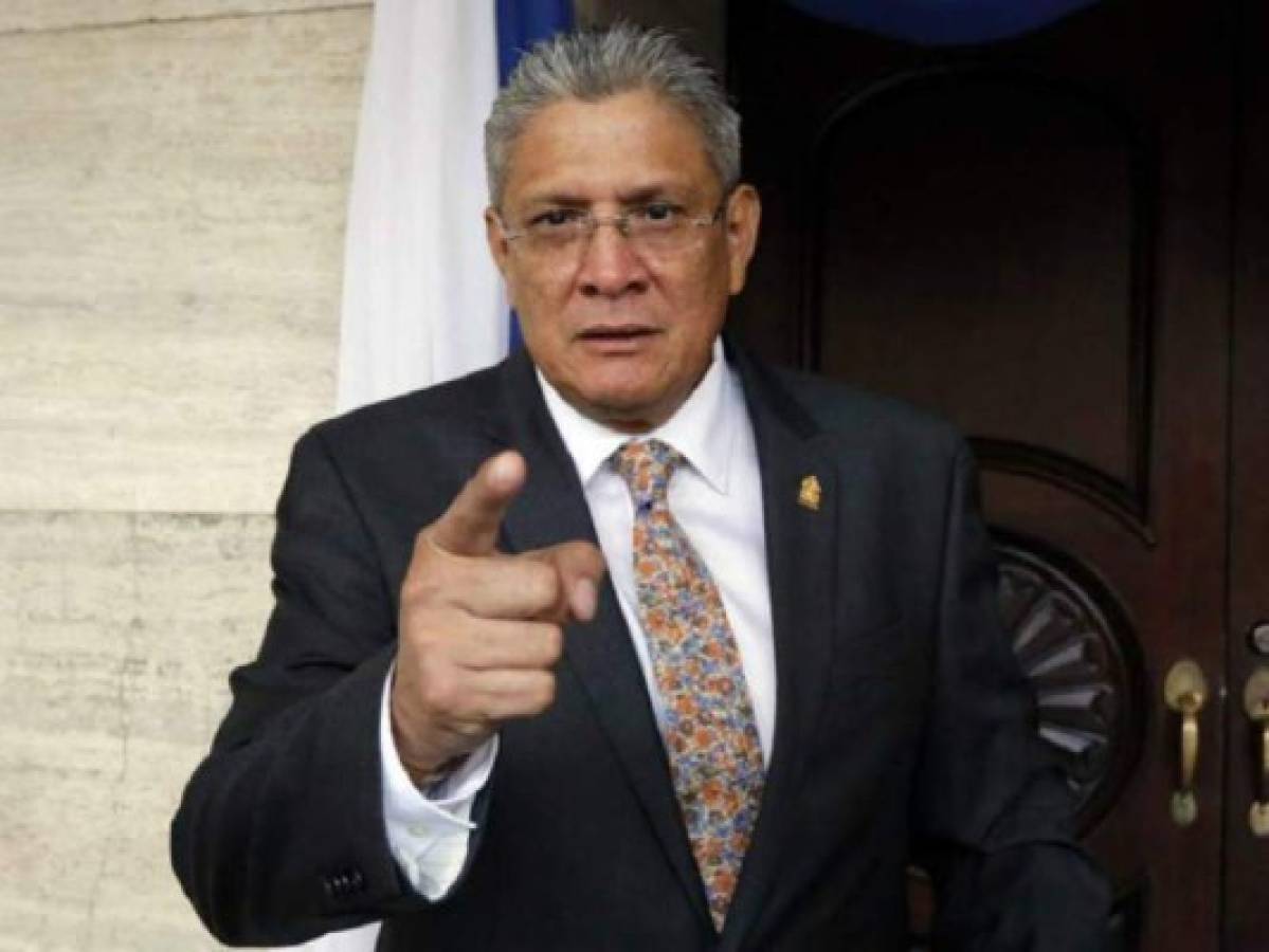 Esdras Amado López busca por segunda vez consecutiva una diputación en el Congreso.