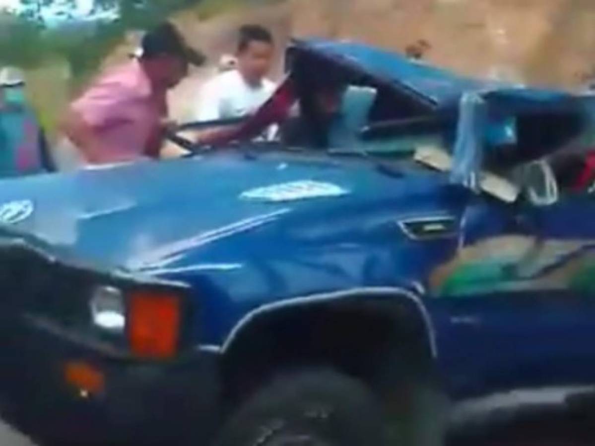 Accidente: Ocho personas heridas deja volcamiento de vehículo en Comayagua