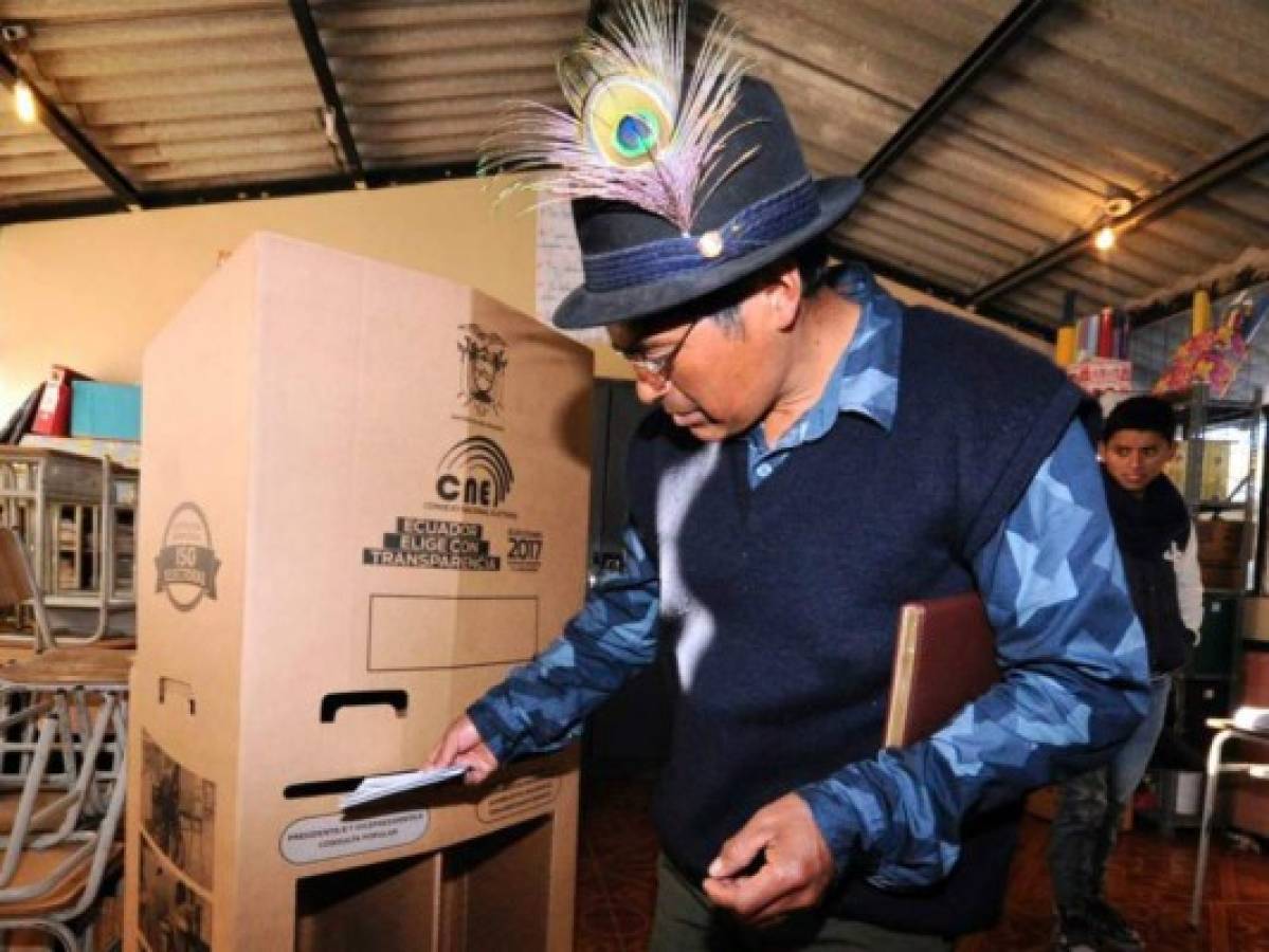 Elecciones en Ecuador: Encuestas a boca de urna difieren en resultados