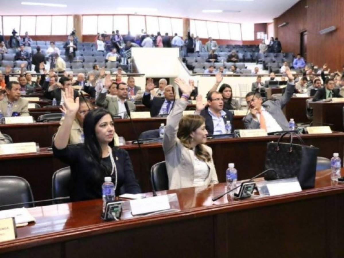 Ley que regula el odio en redes sociales pasa en primer debate en el Congreso Nacional