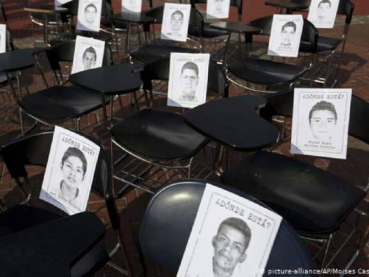 México identifica a tercer estudiante de 43 desaparecidos  