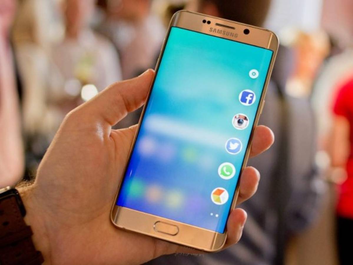 Samsung regala 400 dólares a quien compre sus teléfonos