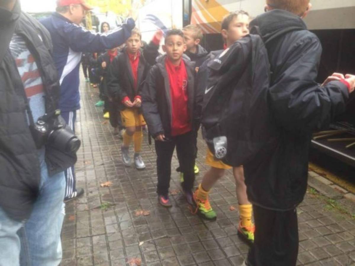 Niño hondureño lucha por jugar en las escuelas del FC Barcelona