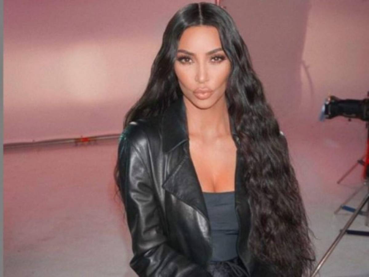 Kim Kardashian publica la primera foto de su cuarto hijo y revela su nombre