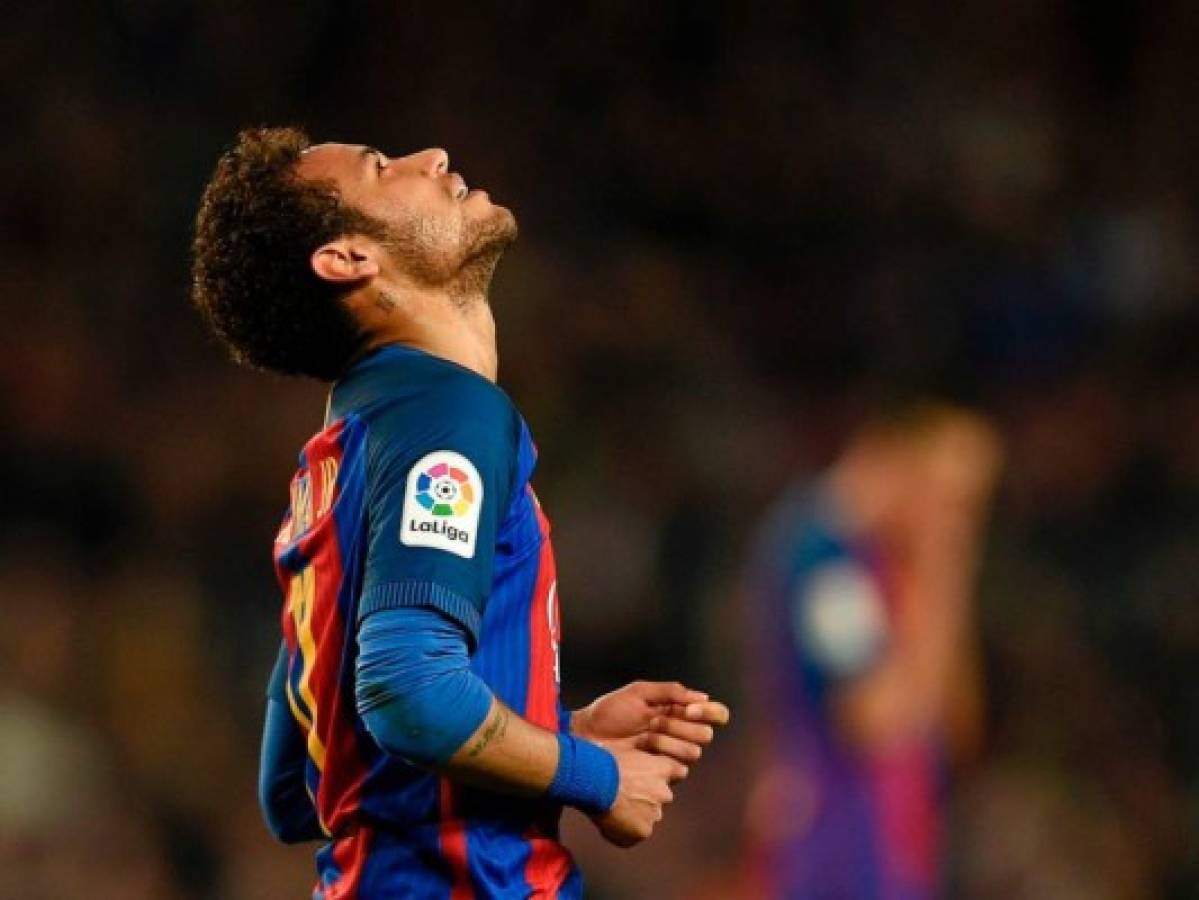 Neymar Jr. se perderá por sanción el clásico contra el Real Madrid