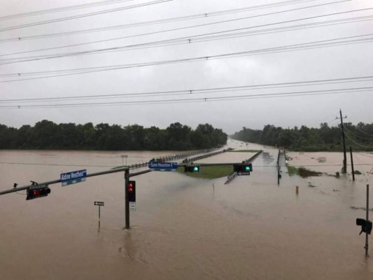 Hondureños en Texas no pueden salir de sus casas por Harvey