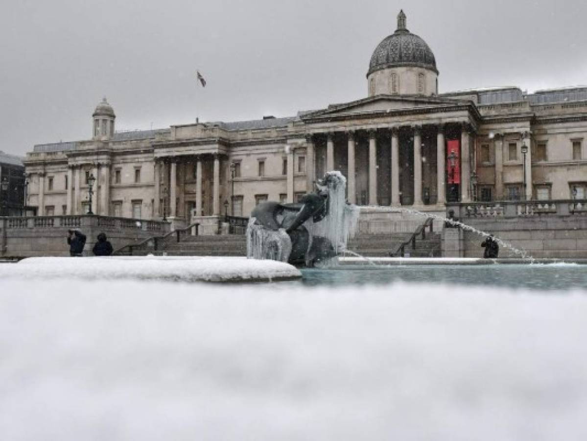 Reino Unido y Alemania registran fuertes perturbaciones por las nevadas