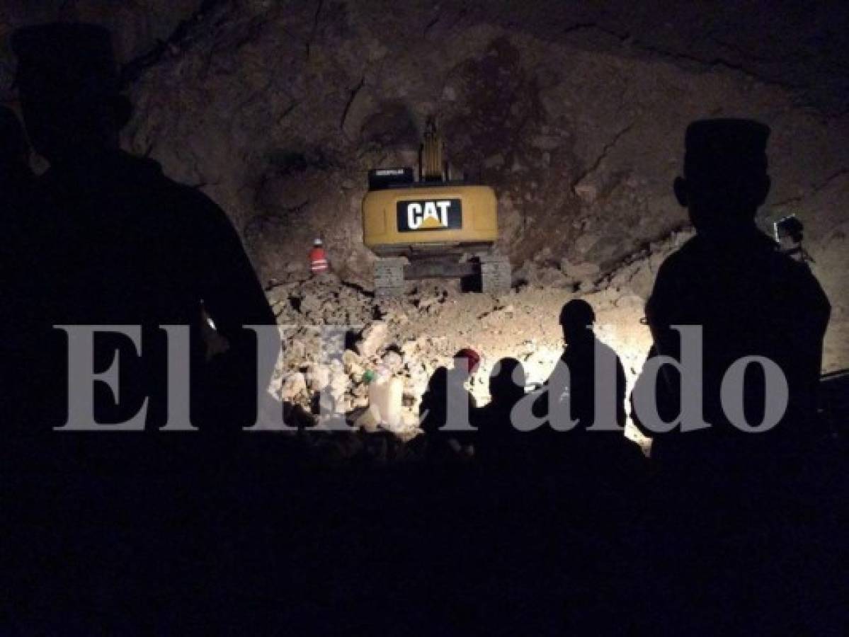 VIDEO: Así fue el dramático rescate de minero soterrado