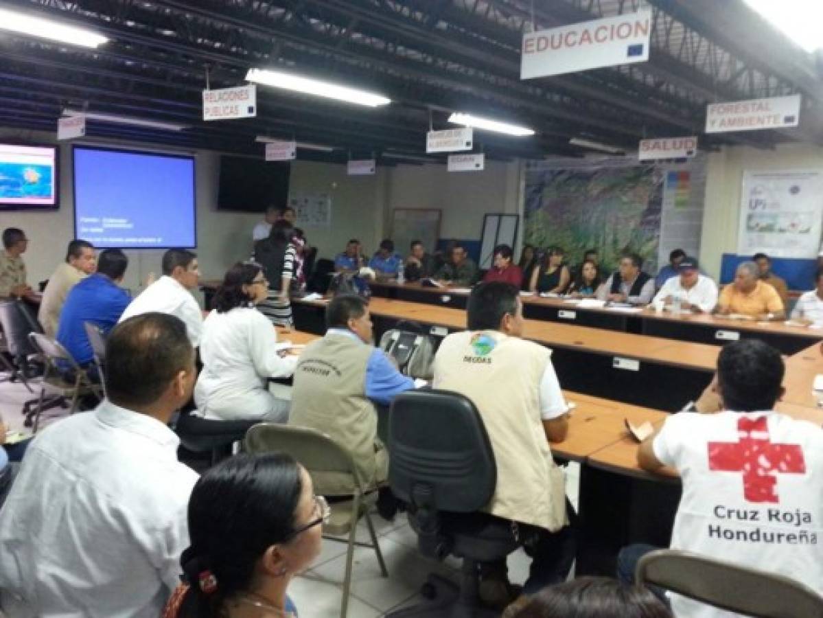 Mesa intersectorial contra el zika planifica mega operativo en la capital   