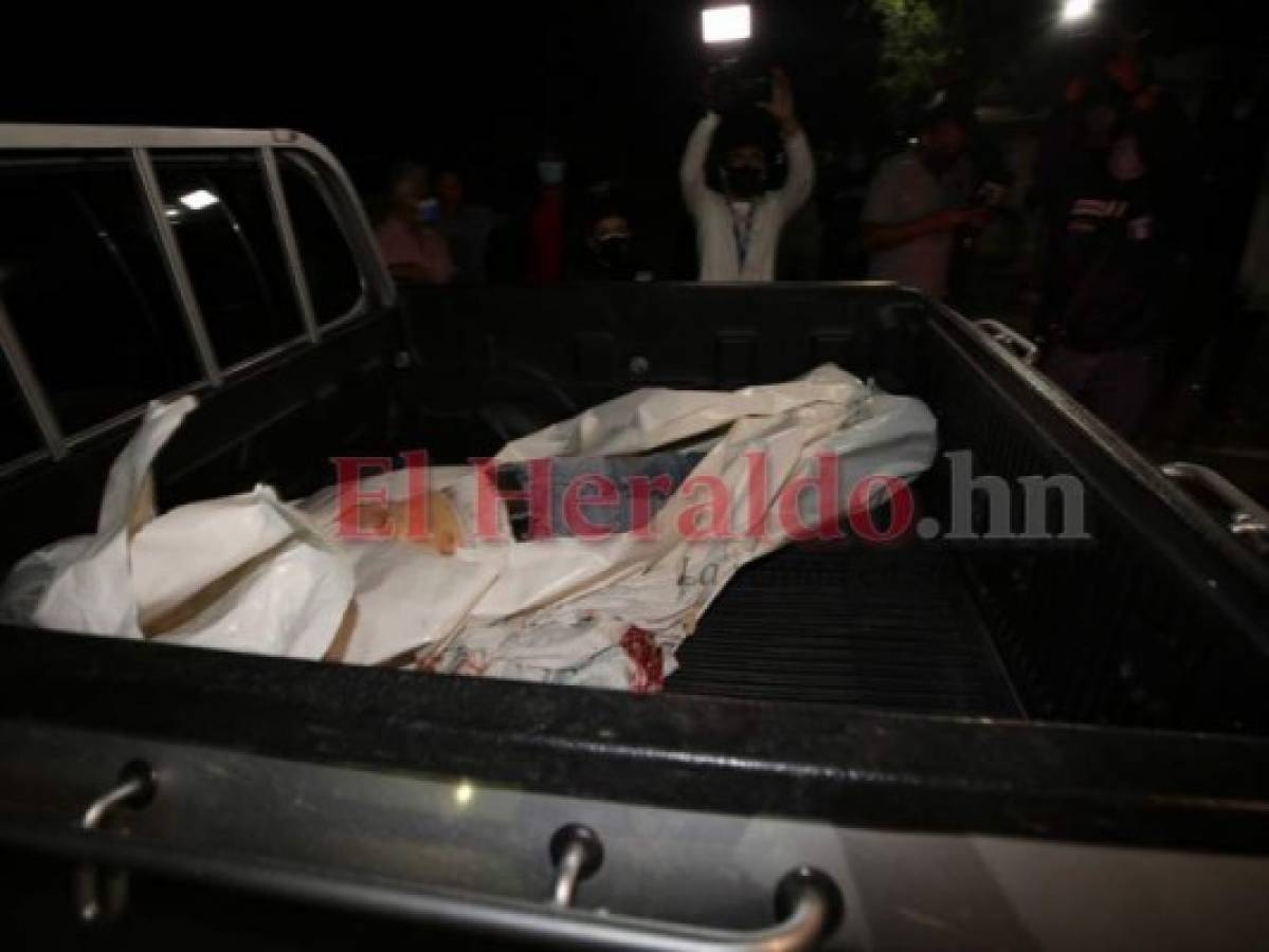 Momento en que el cadáver de Gaitán era ingresado a la morgue.