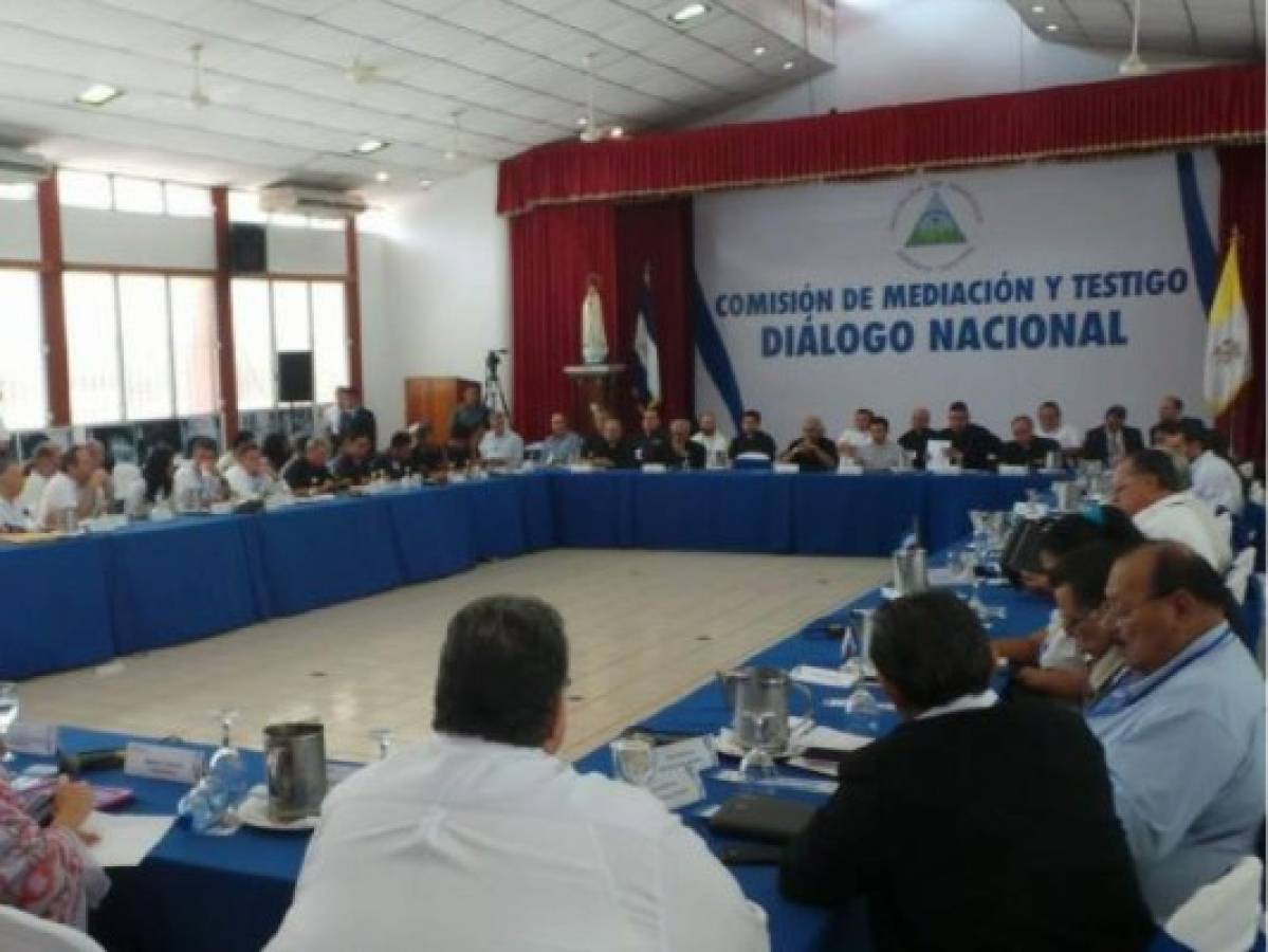 NICARAGUA: Gobierno de Daniel Ortega y la oposición en Nicaragua reanudan diálogo