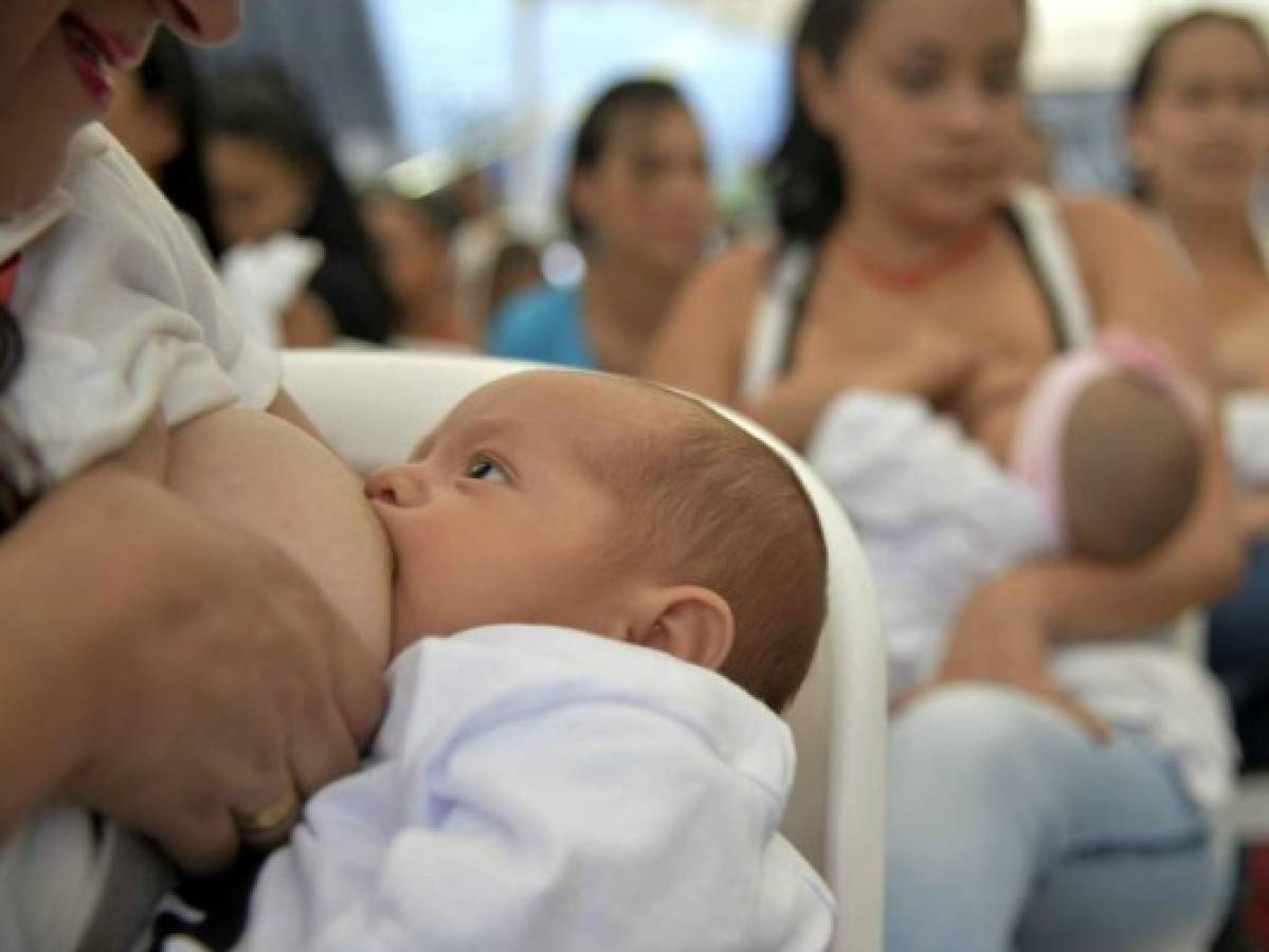 Medina: 'Virus del zika ha sido aislado de los componentes de la leche materna'