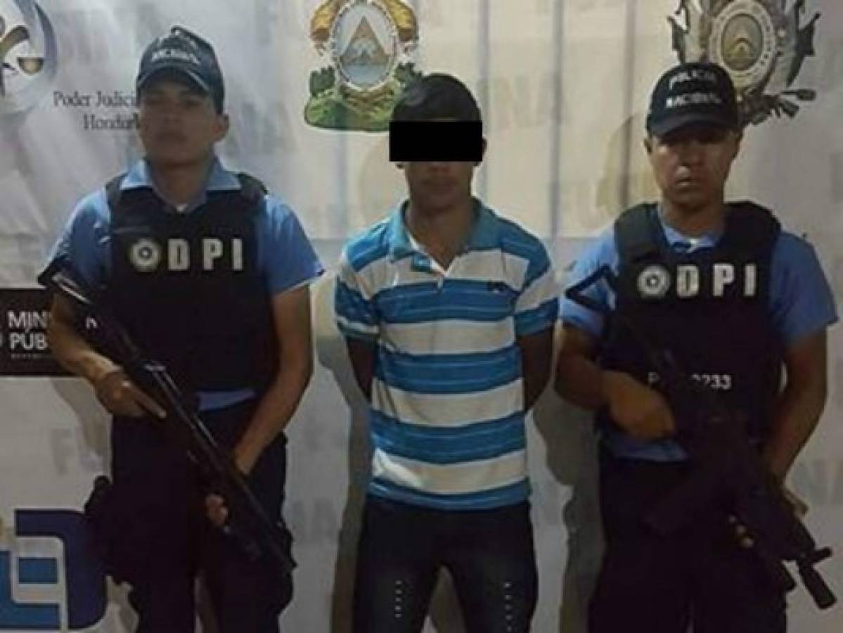 Honduras: Menor es acusado de la muerte de su madre y atentar contra su padre