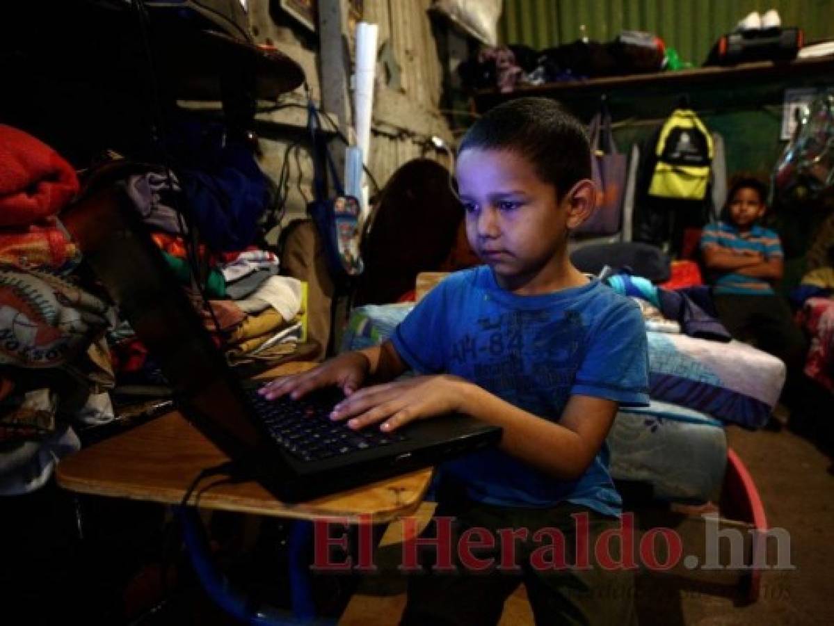 Dylan Salinas ya podrá realizar sus tareas en una computadora