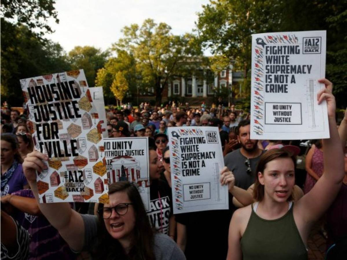 Los neonazis marchan en Washington un año después de Charlottesville