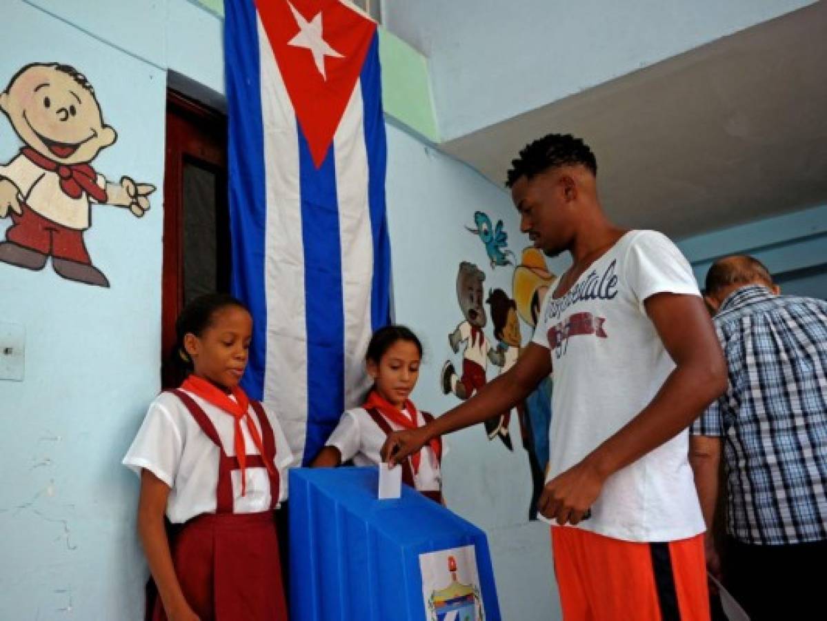 Cuba votó en municipales sin oposición y con mira en nuevo presidente