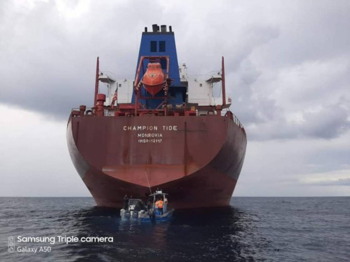 Con supuesta droga interceptan embarcación en el caribe de Honduras