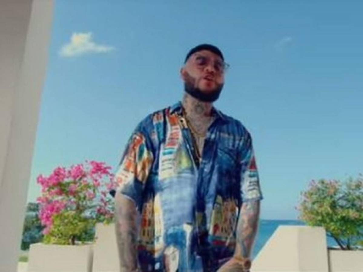 Farruko lanza video que grabó en Roatán con el hondureño Menor Menor