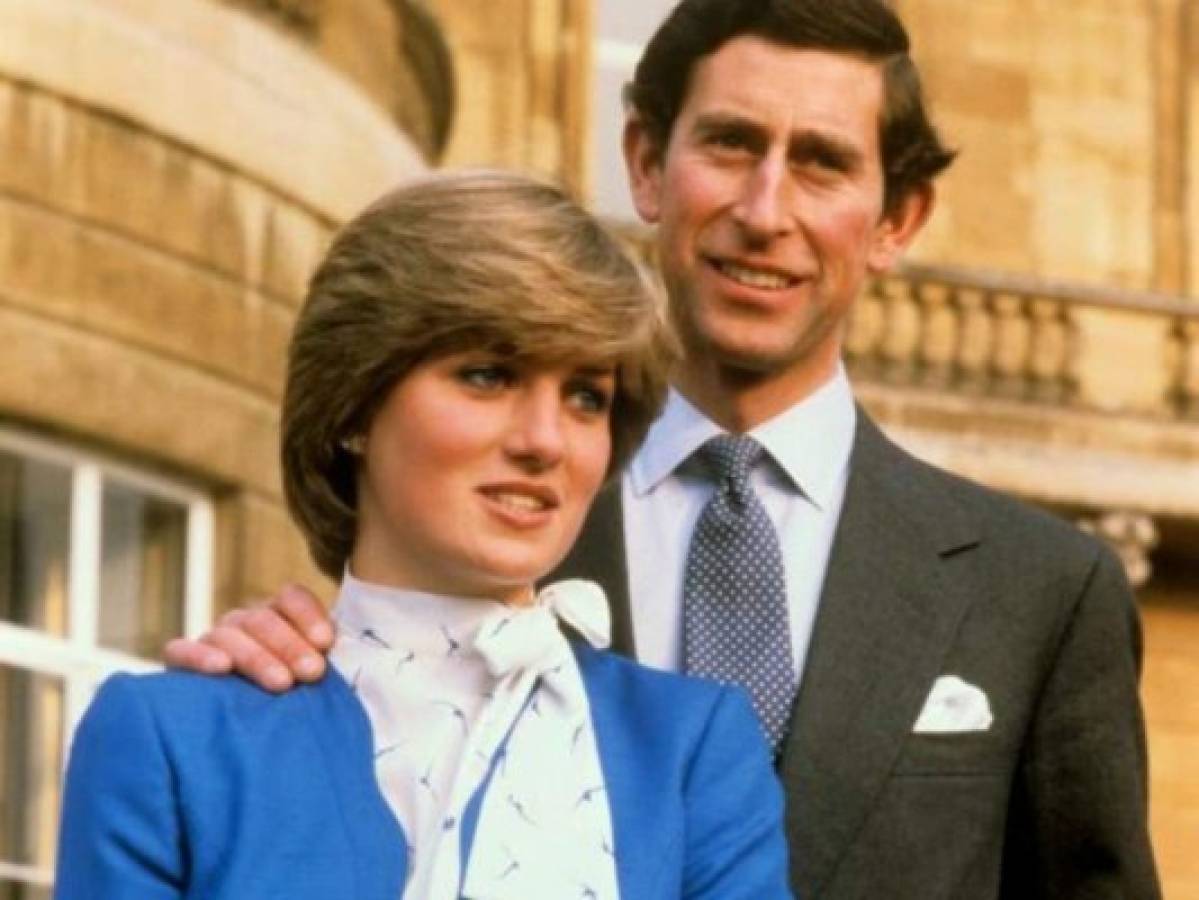 La polémica propuesta de matrimonio entre el príncipe Carlos y Diana