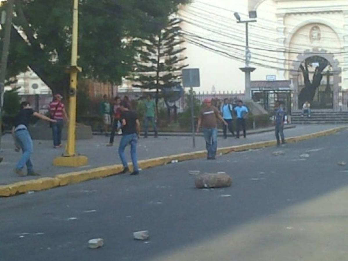 Diputados de Libre encabezan acto bochornoso en el Congreso Nacional