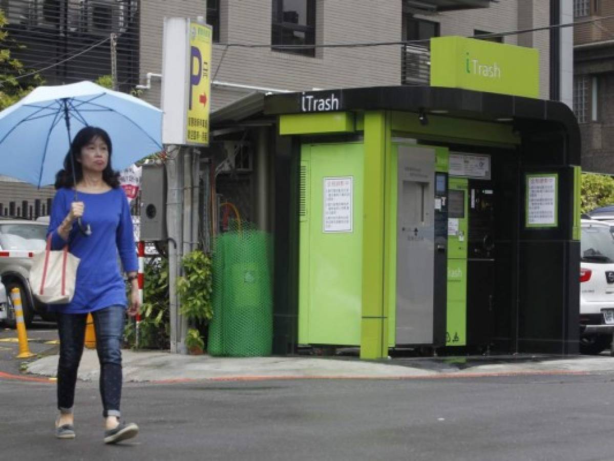 Taiwán: Máquinas dan dinero a cambio de su basura