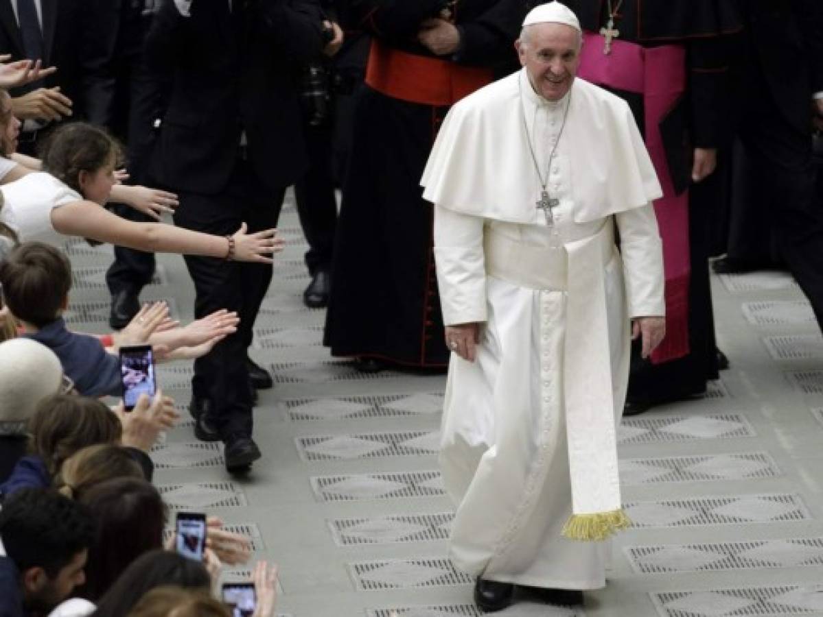 Papa dice que aborto equivale a 'contratar a un sicario”