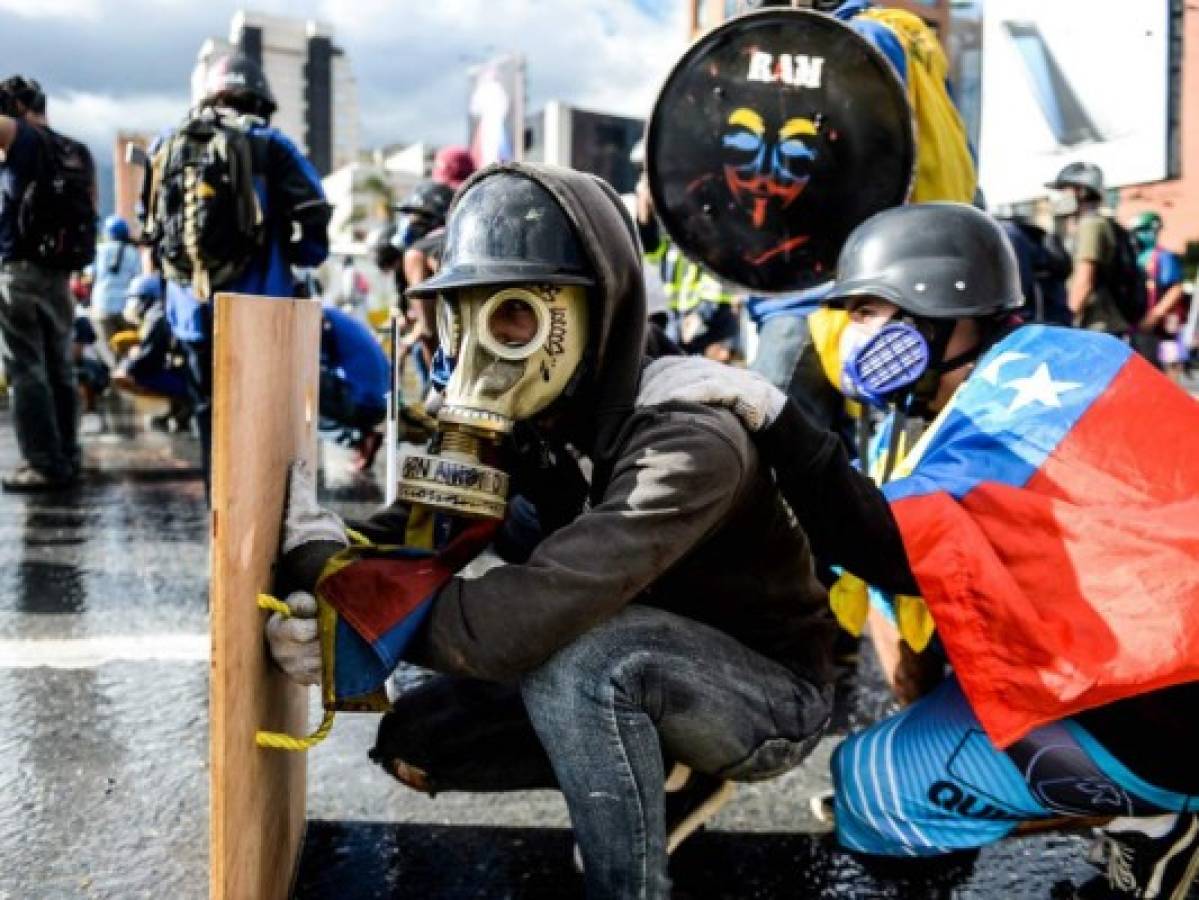 Líder opositor Leopoldo López llama a militares a 'rebelarse' en Venezuela