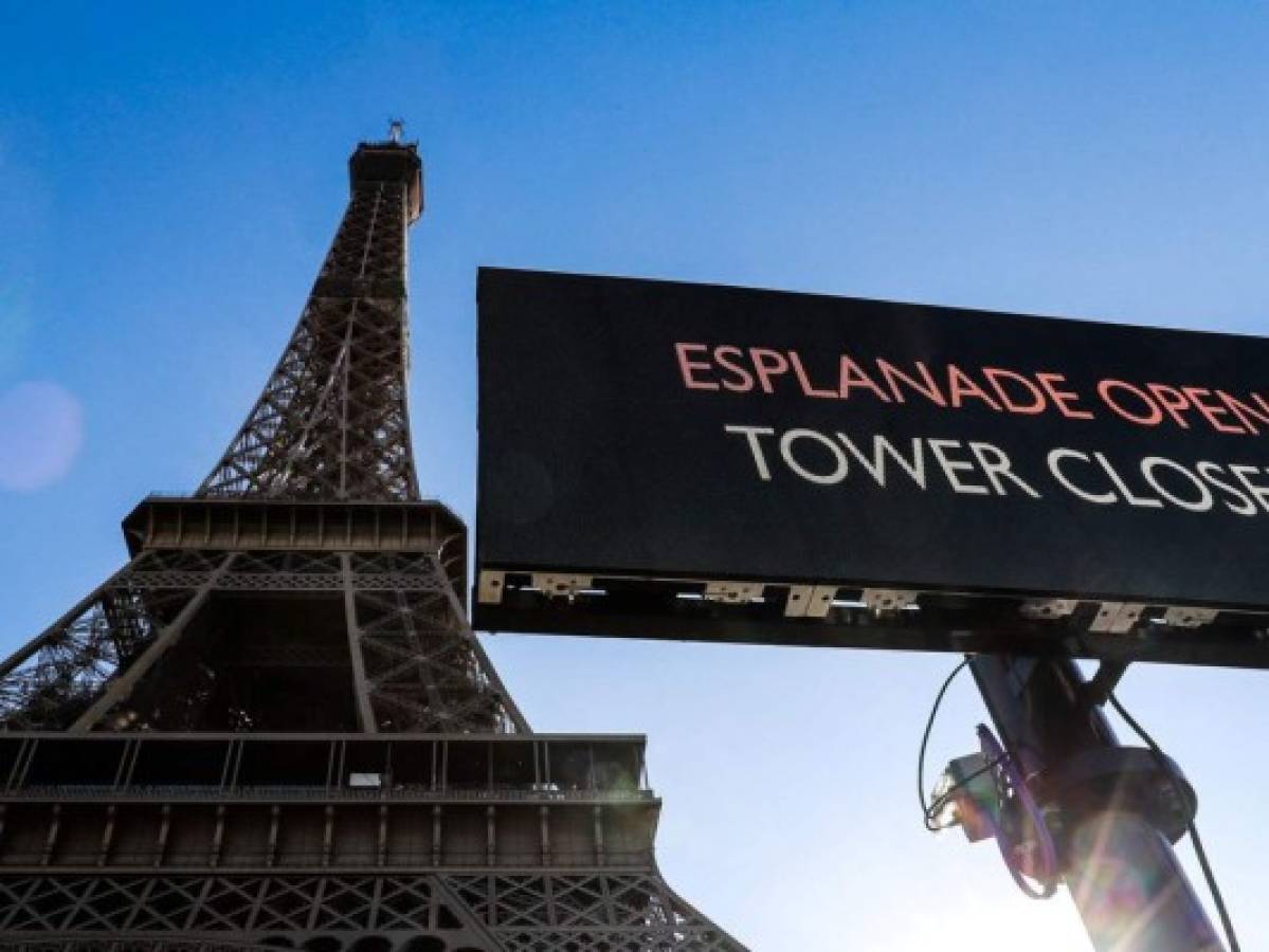 Cierra la Torre Eiffel por el coronavirus 'hasta nuevo aviso'