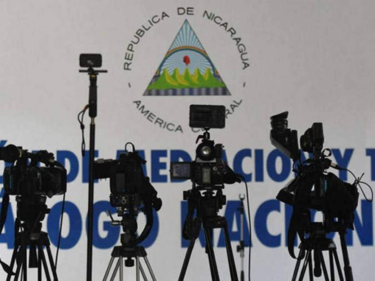 Prensa de Nicaragua denunció asedio y agresiones de fuerzas progobierno