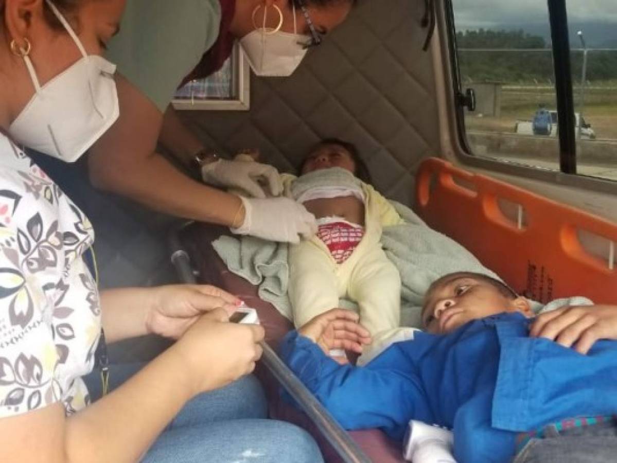 Dos hermanitos quedan huérfanos luego que su familia murió soterrada en Lempira