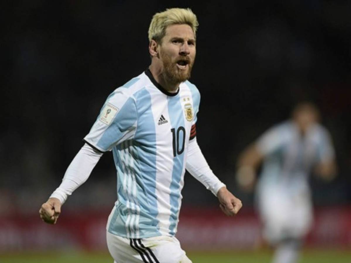 Argentina no deja ser feliz a Messi, según Menotti