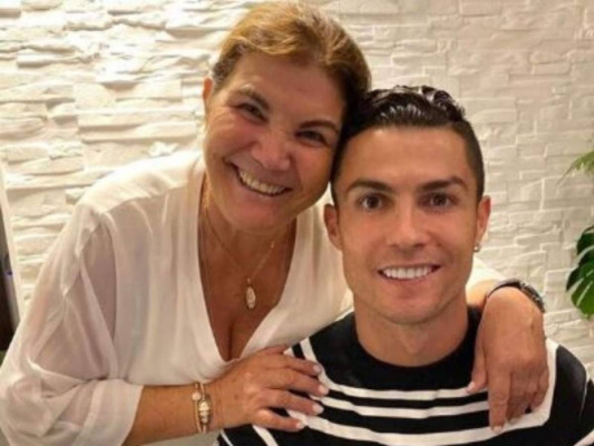 El costoso regalo que hizo Cristiano Ronaldo a su mamá