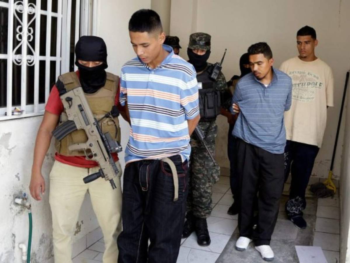Tras persecución capturan a tres pandilleros en la colonia Villa Unión de la capital