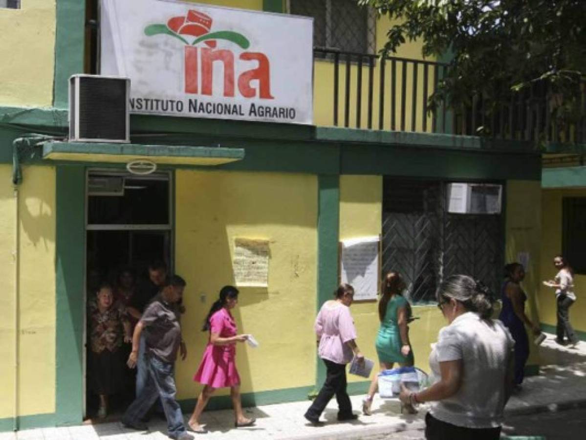 Otra 'barrida” de 300 empleados preparan las autoridades del INA