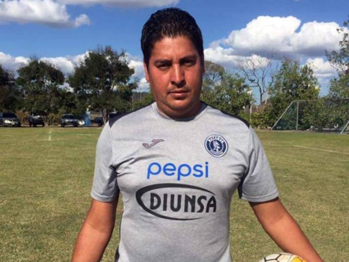 Muere por covid-19 Carlos Centeno, utilero de Motagua