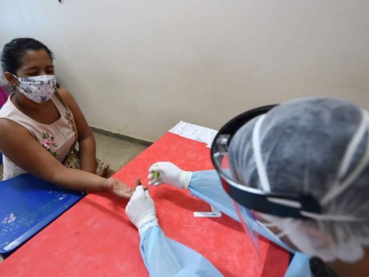 Perú supera los 8 mil muertos por pandemia de coronavirus