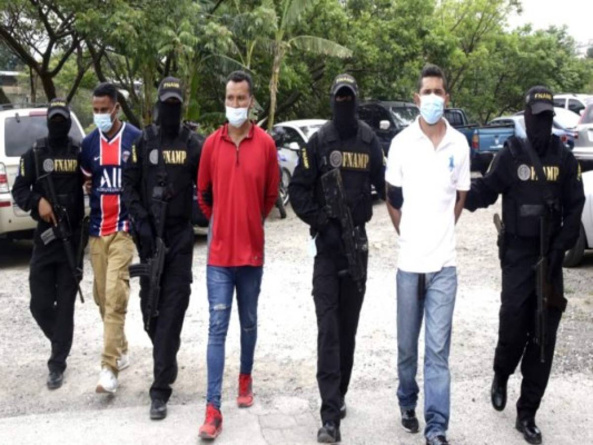 Caen cuatro presuntos sicarios, extorsionadores y vendedores de droga en la capital de Honduras