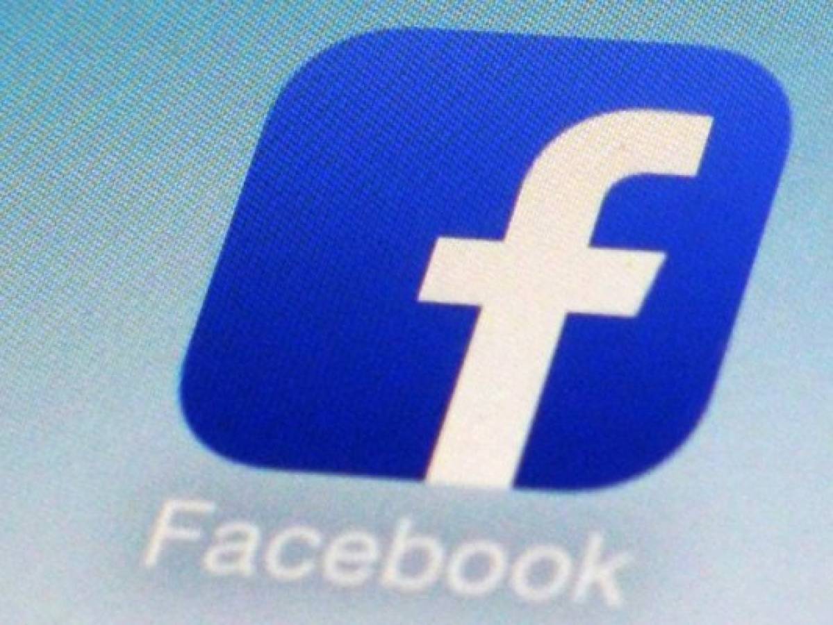 Facebook: Ejecutivo asume culpa de contratar a Definers