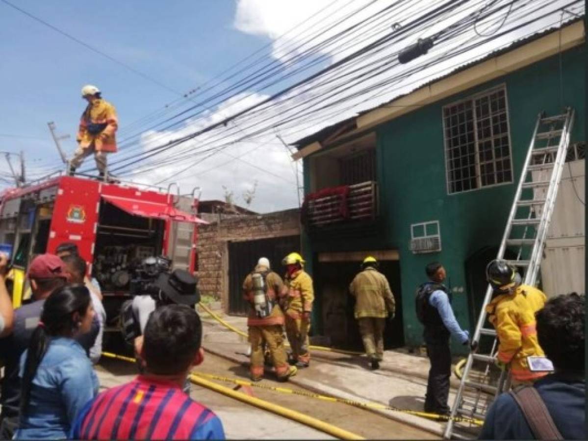 Incendio quema bodega y mercadería en colonia Bella Vista de Comayagüela