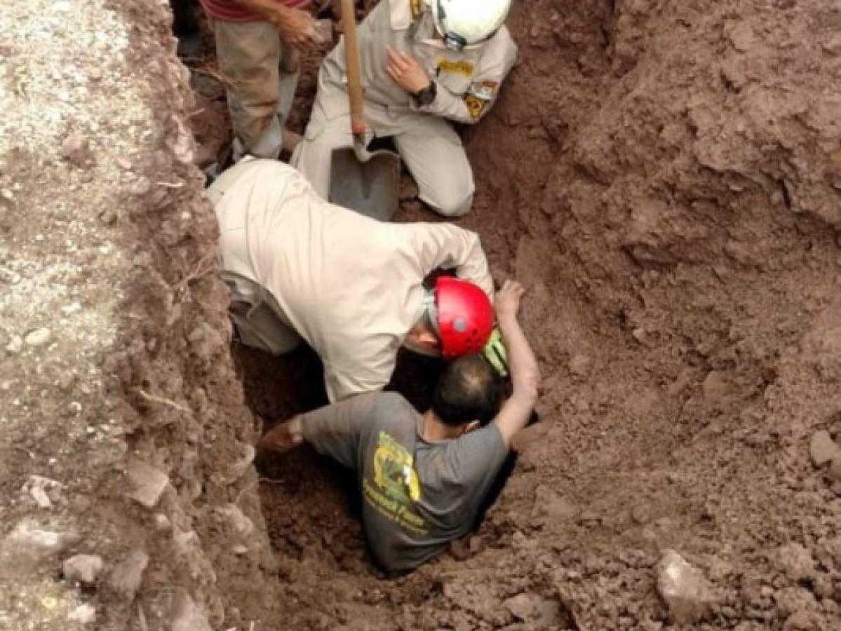 Honduras: Hombre queda soterrado mientras realizaba trabajos de albañilería en Valle de Ángeles