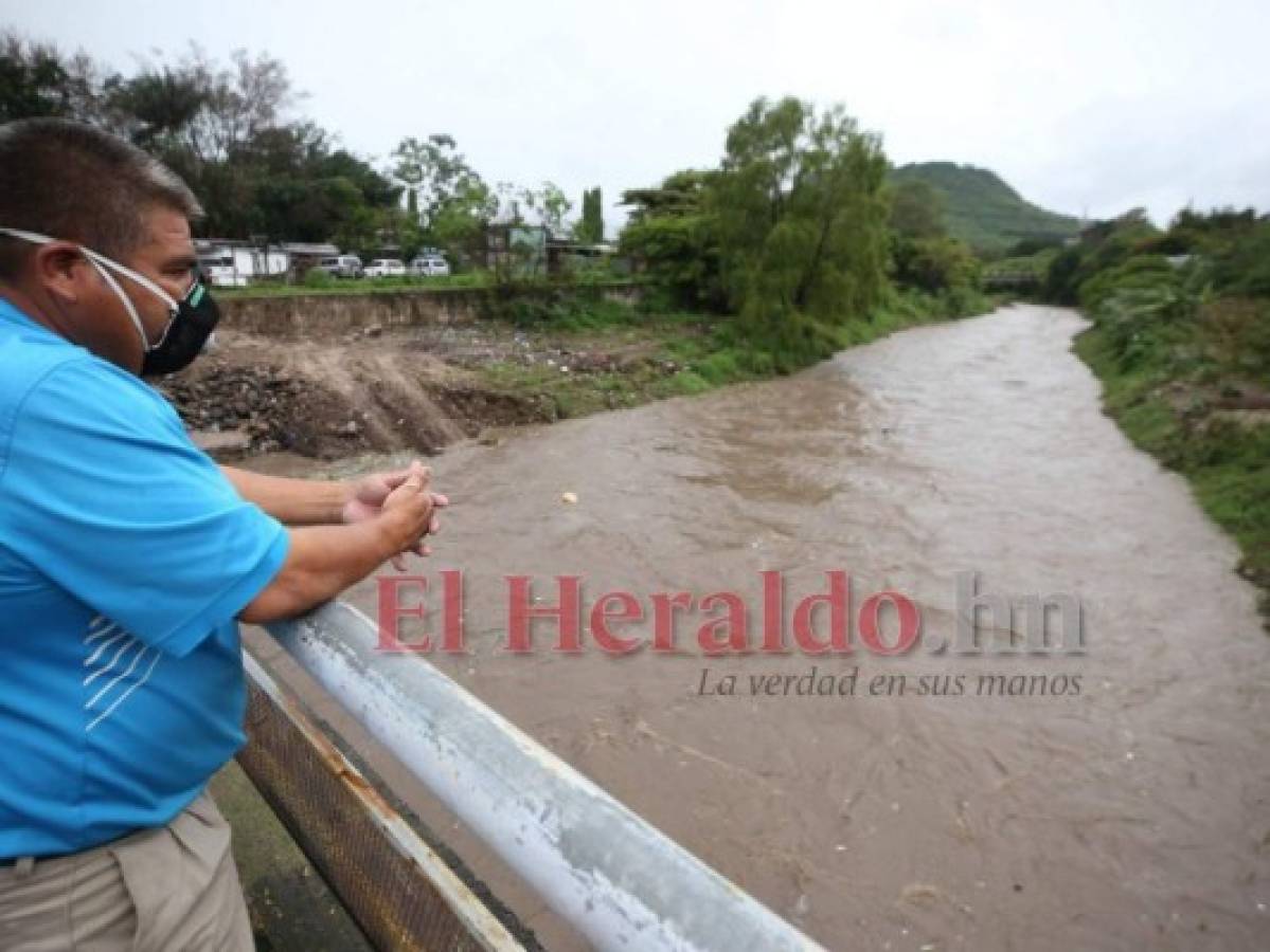 Luto y devastación dejan lluvias en el sur y occidente de Honduras