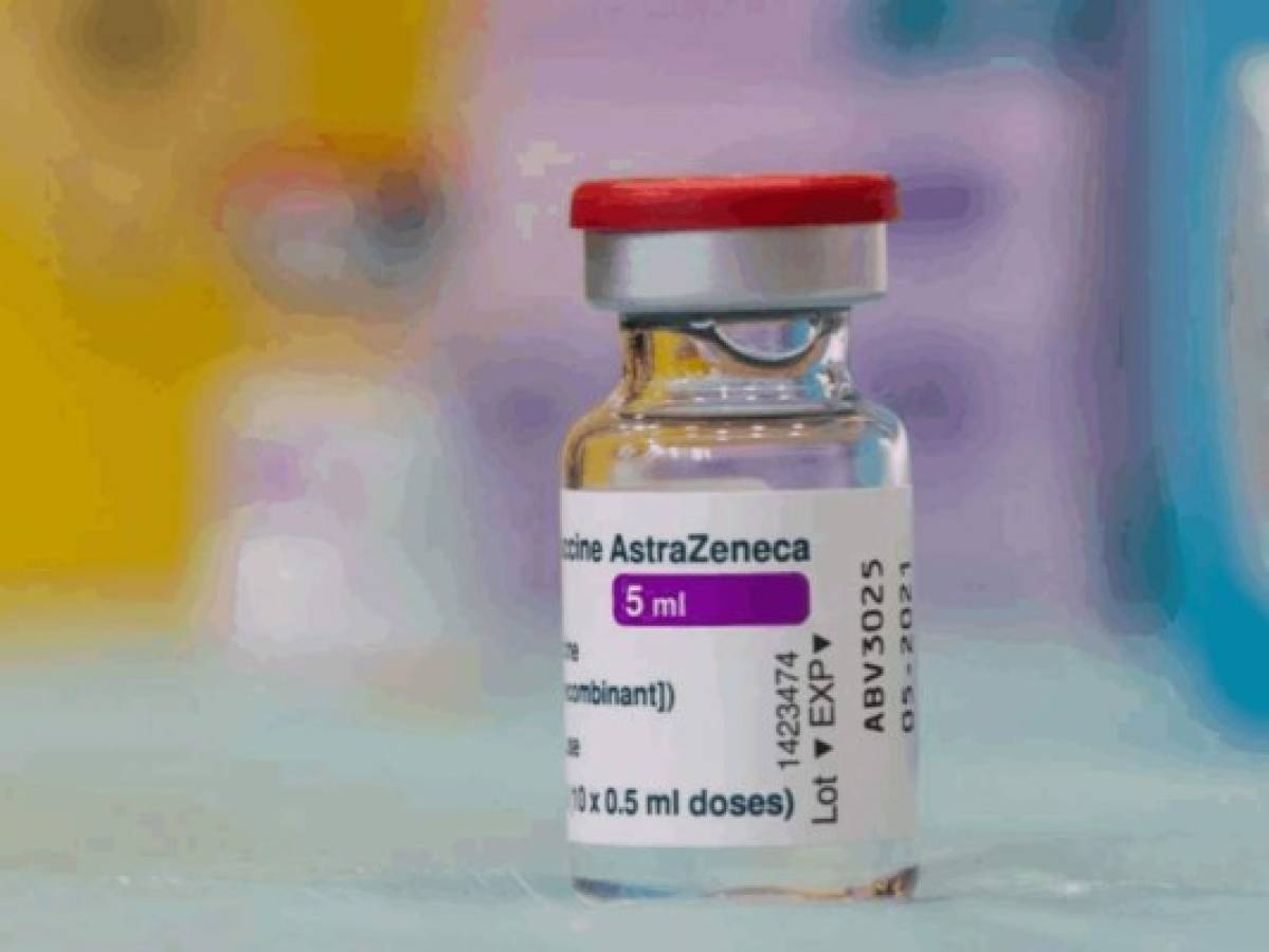 Vacunas anticovid del IHSS ahora llegarán en mayo a Honduras