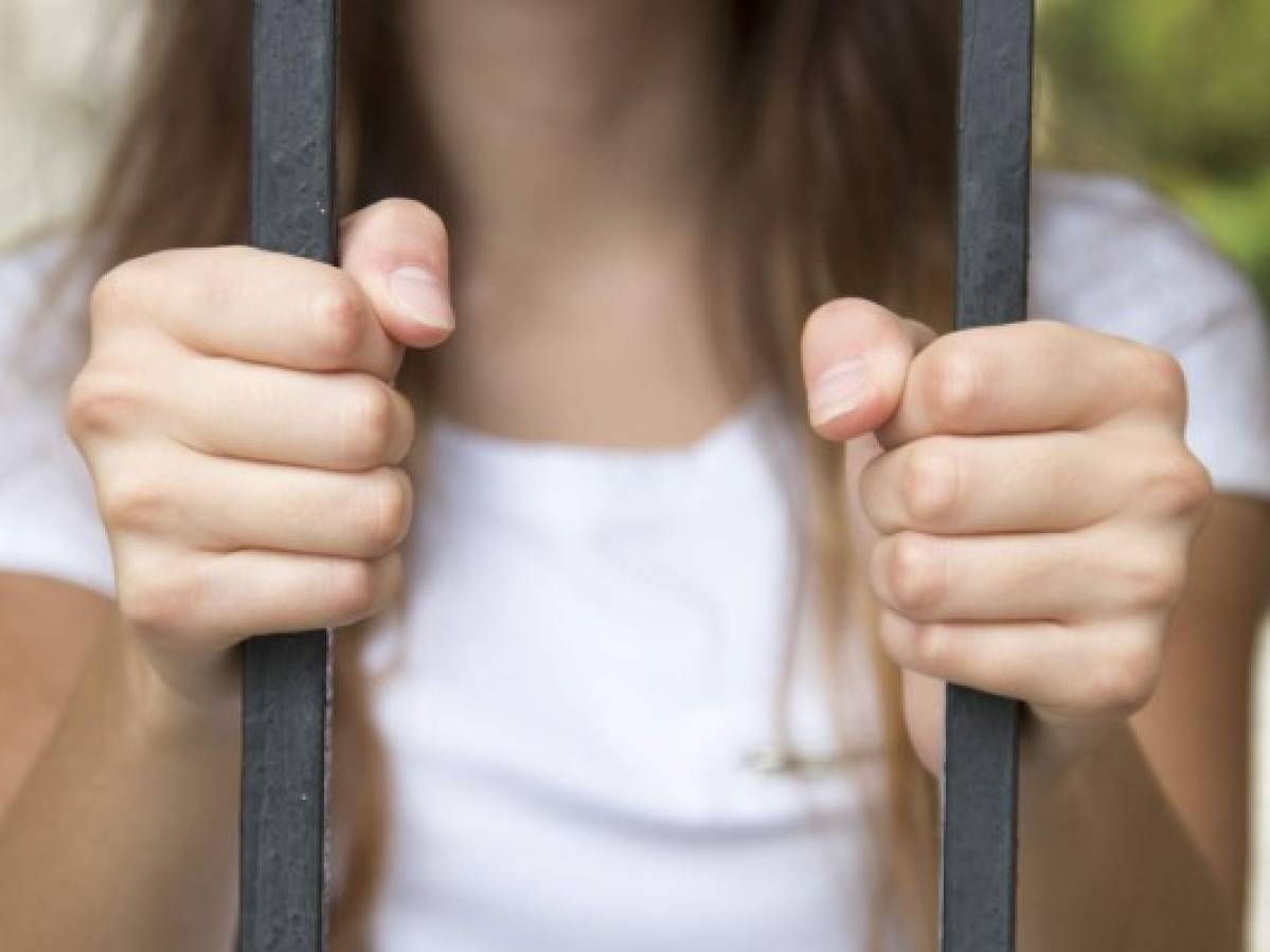 Nueve años de cárcel para una mujer en Alemania por congelar a dos bebés  