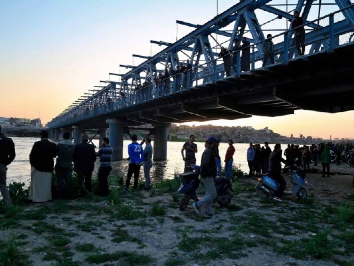 Aumenta a 100 la cifra de muertes por el hundimiento de ferry en río Tigris