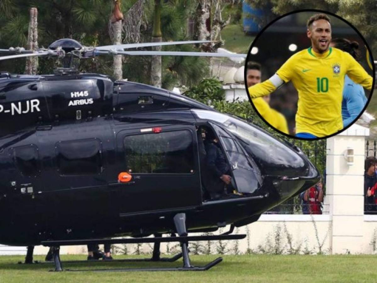 Neymar llega a Brasil en helicóptero para preparar la Copa América