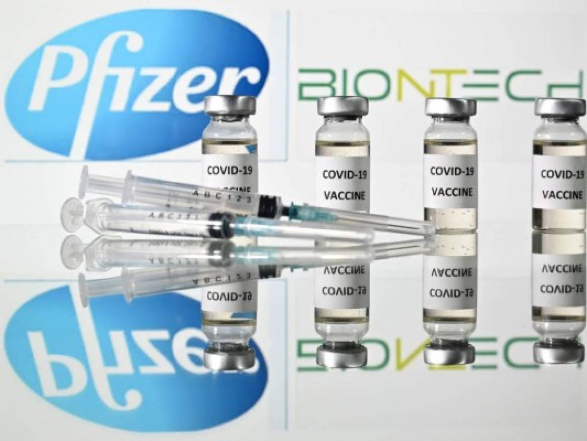 Inglaterra advierte sobre riesgo de alergia por vacuna de Pfizer/BioNTech