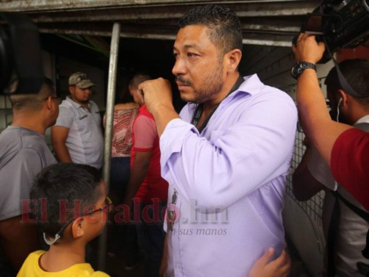 Miguel Ángel Valladares, comerciante del barrio Guamilito afectado por los saqueos del miércoles en la capital de Honduras. Foto: Johny Magallanes/EL HERALDO.
