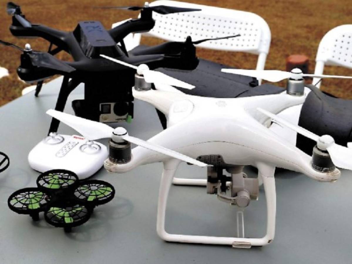 Aeronáutica pide a usuarios de drones realizar registro