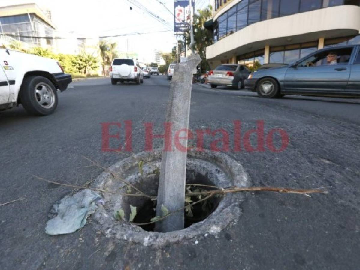 Agujero es un peligro en la colonia Tepeyac de la capital de Honduras